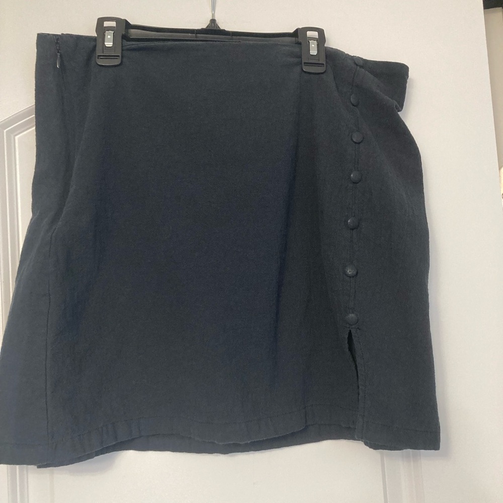 Black Button-Detail Skirt